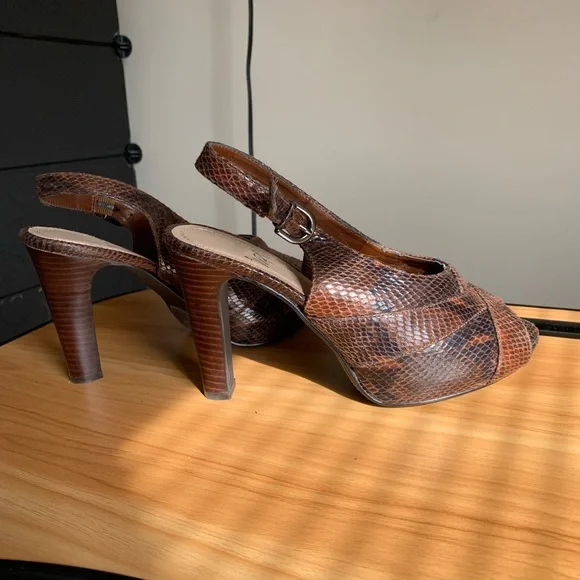Brown snake pattern shoes - Picture 3 of 4